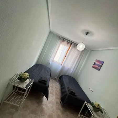 Apparemment Apartment *